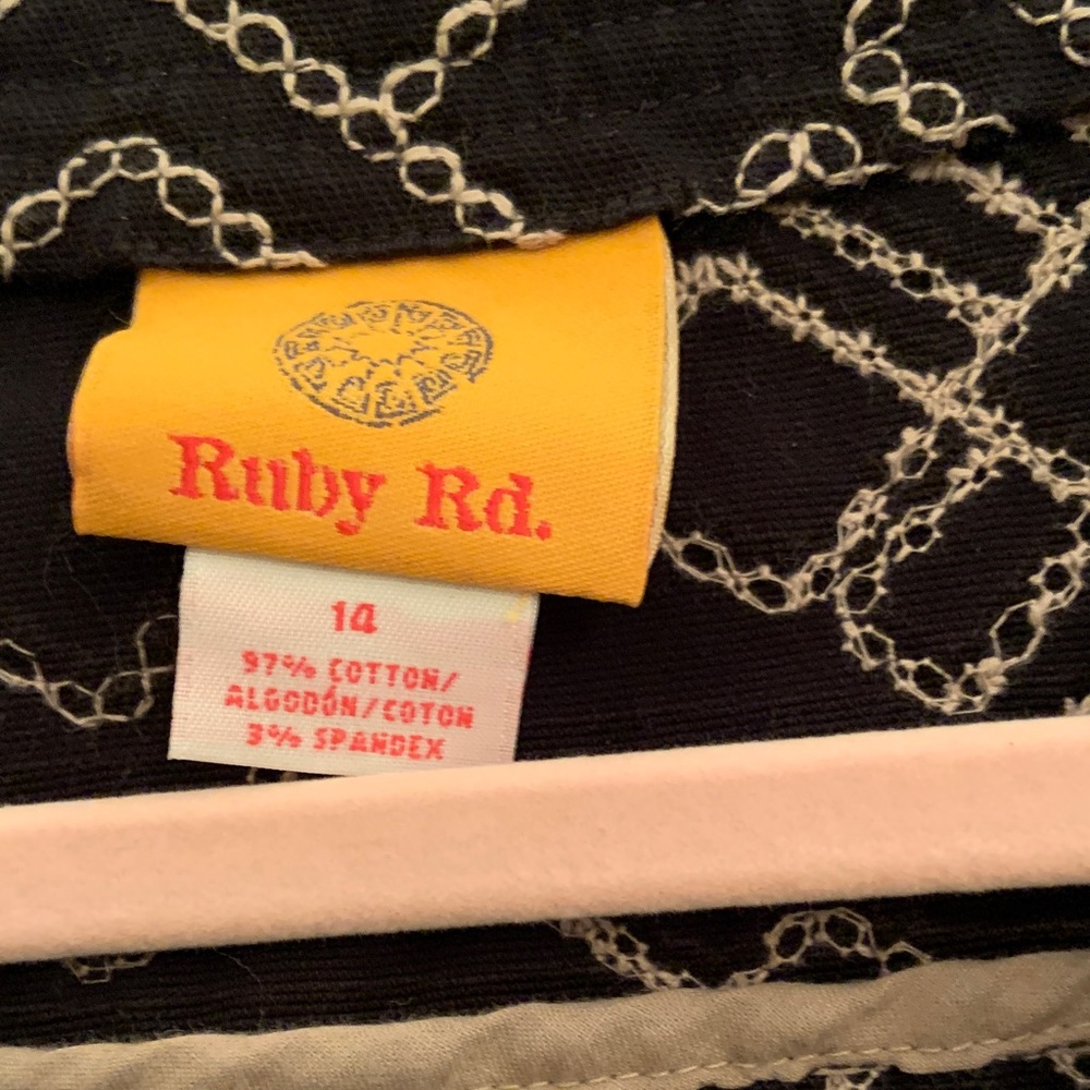 Ruby Rd. Black and White Women’s Blazer - Picture 2 of 5